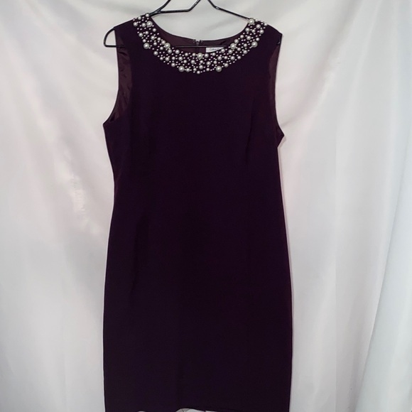 Calvin Klein Deep Purple Dress Embellished FAUX PEARL Neckline WOMENS SIZE 14 - Picture 1 of 13
